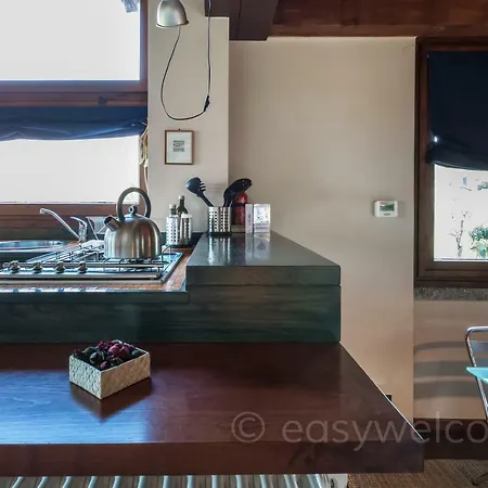 アパート Easywelcome - Casa Della Piana ベッラージョ